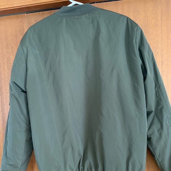 Men’s Green Bomber Jacket - Picture 6 of 6